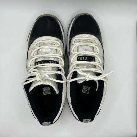 Jordan 11 Concord Low GS (2014) - size 6Y - Picture 3 of 9